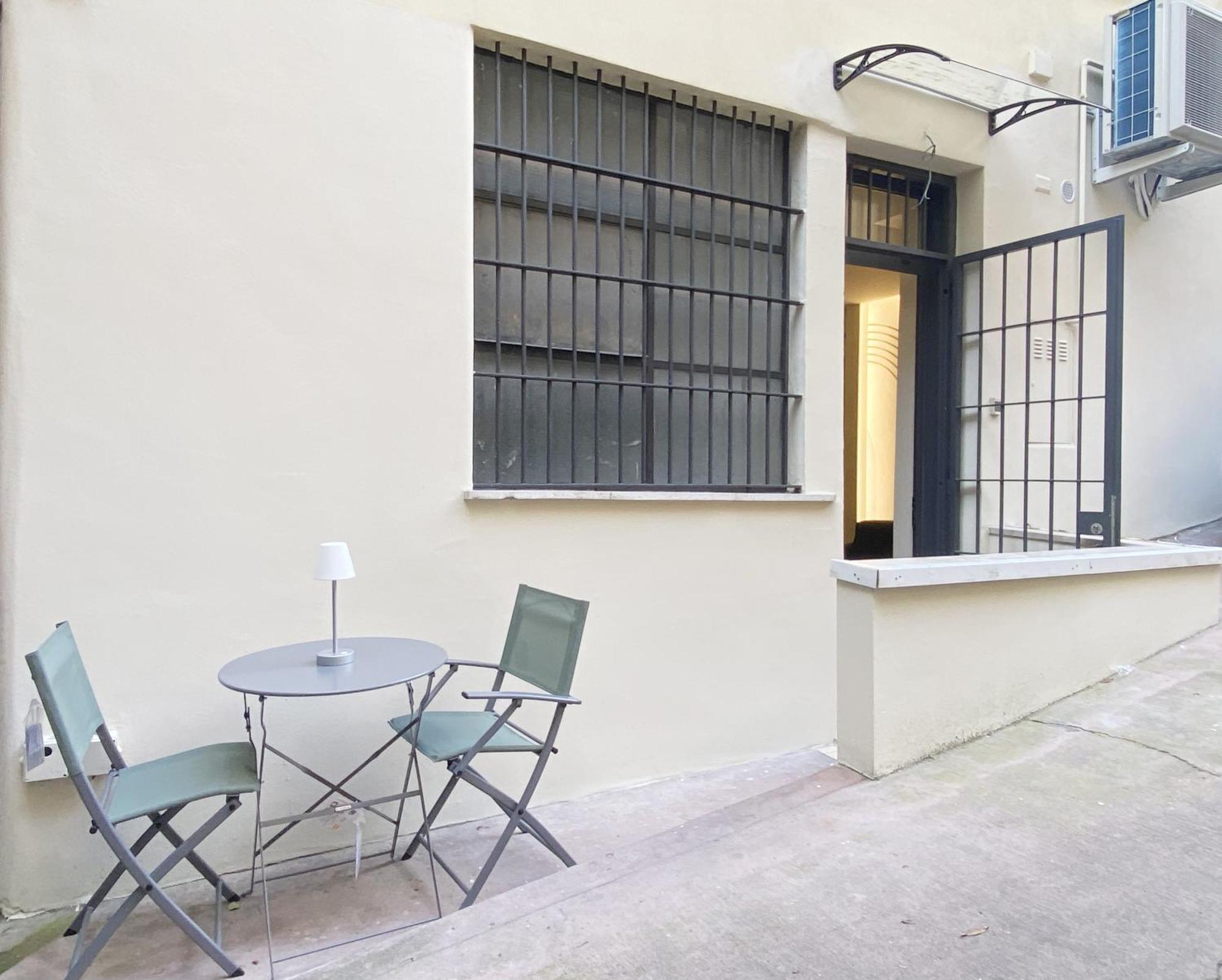 Iconic Studio San Giovanni - House With Private Parking Roma Ngoại thất bức ảnh
